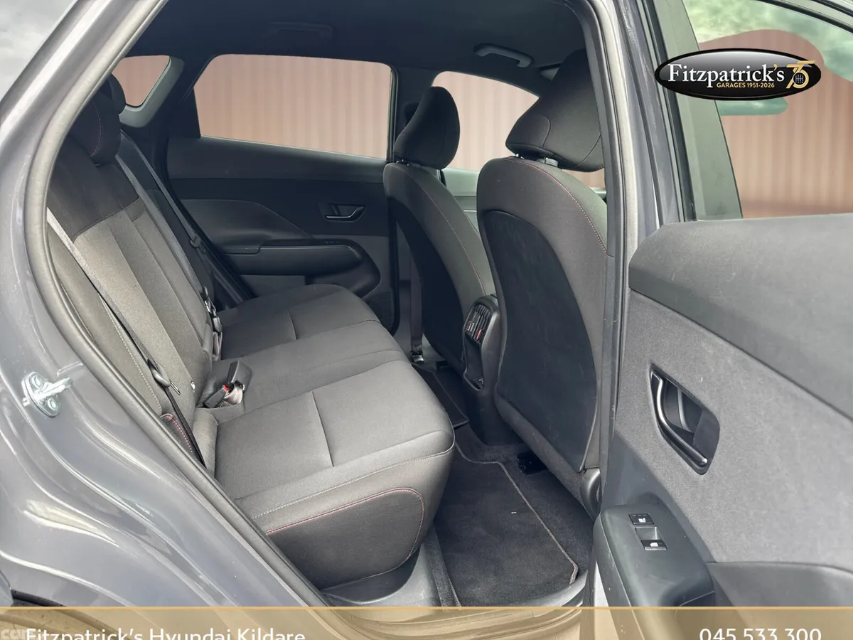 Hyundai KONA Hatchback, Electric, 2025, Grey