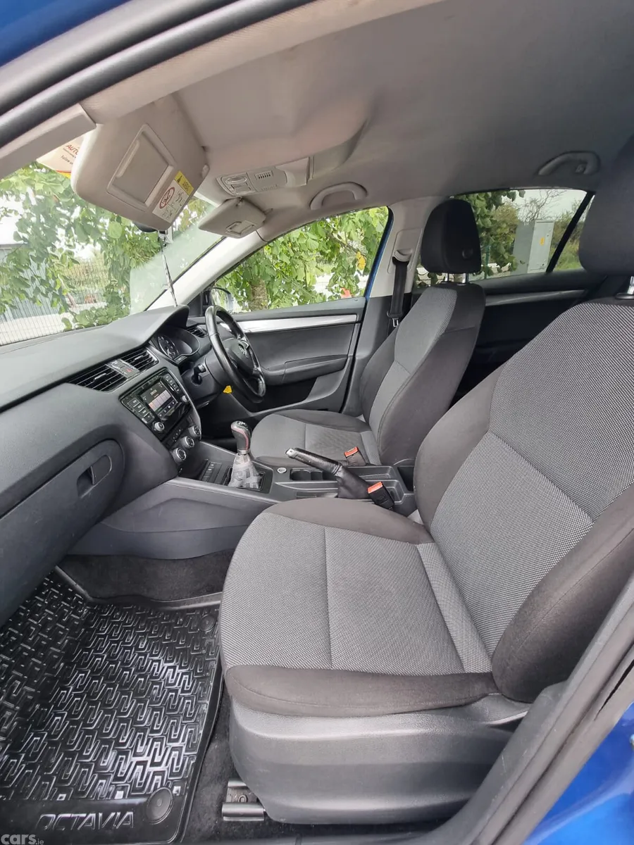 Skoda Octavia Hatchback, Diesel, 2015, Blue