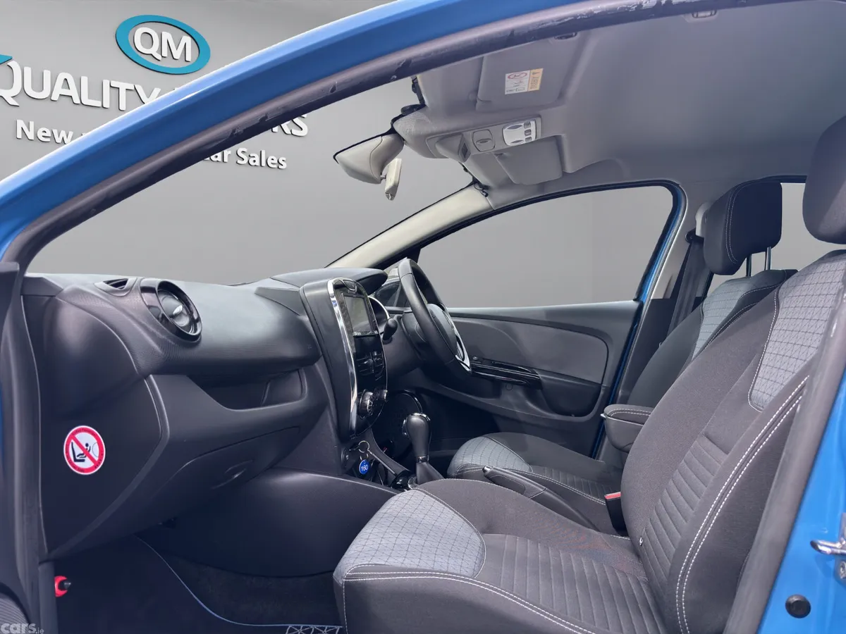 Renault Clio Hatchback, Petrol, 2014, Blue