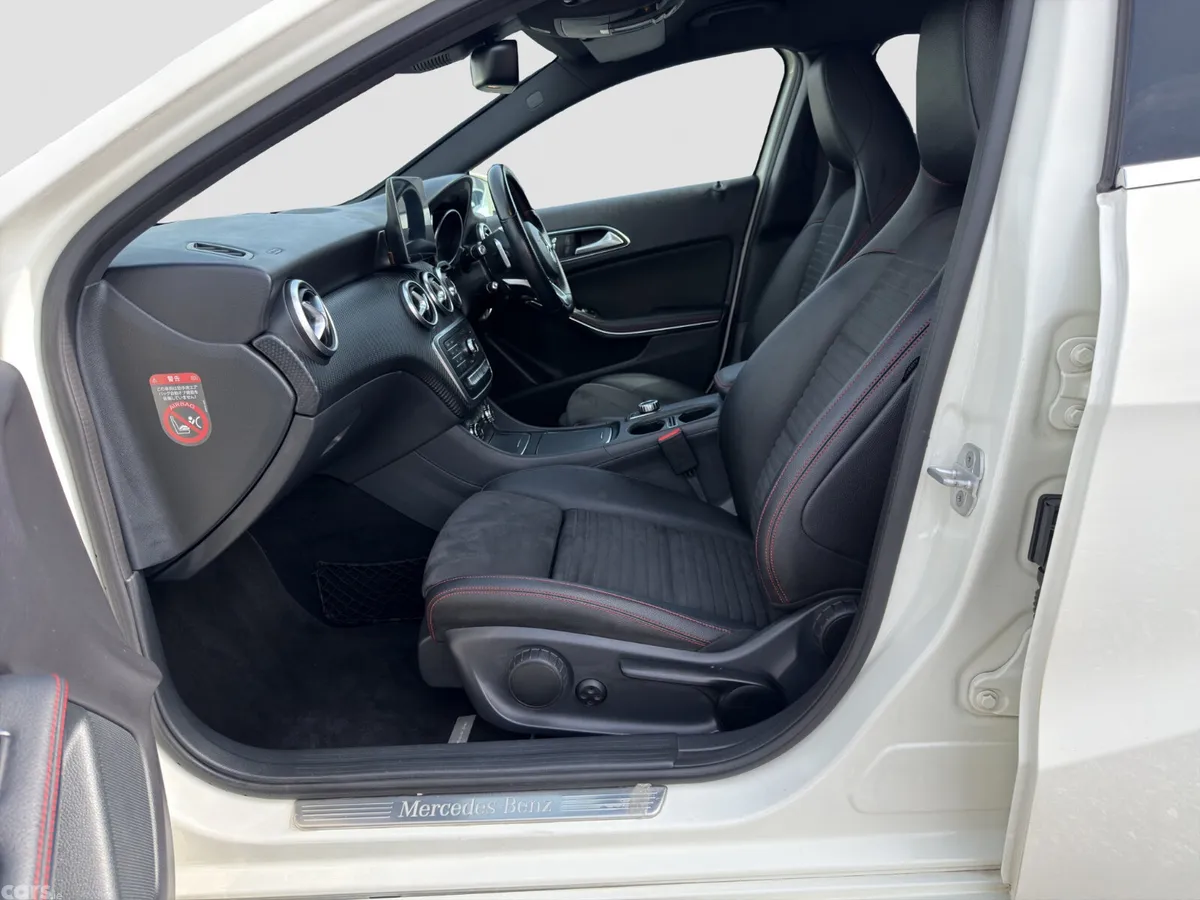 Mercedes-Benz A-Class Hatchback, Petrol, 2017, White