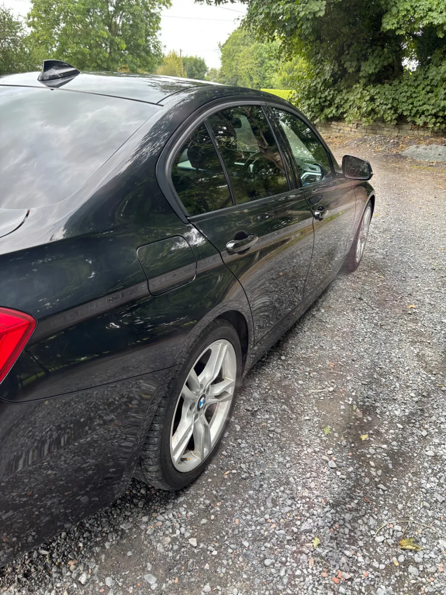 BMW 3-Series Saloon, Diesel, 2013, Black