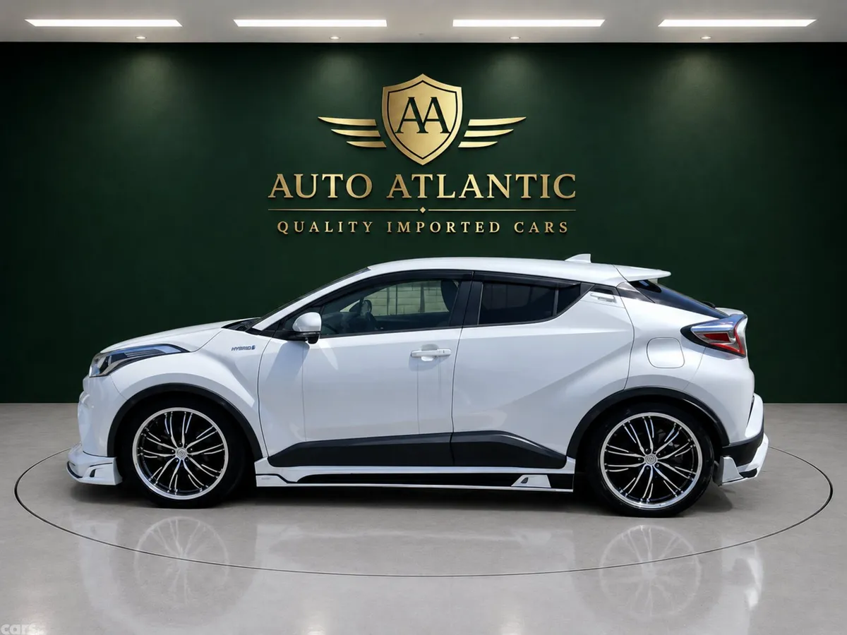 Toyota C-HR SUV, Petrol Hybrid, 2017, White