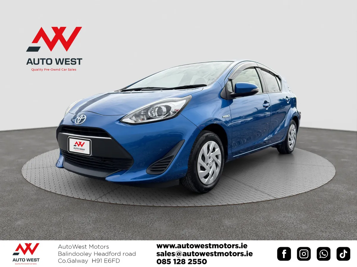 Toyota Aqua Hatchback, Petrol Hybrid, 2018, Blue