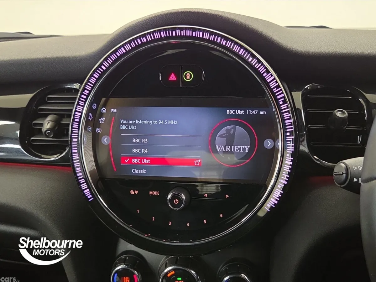 Mini Cooper Hatchback, Petrol, 2023, 
