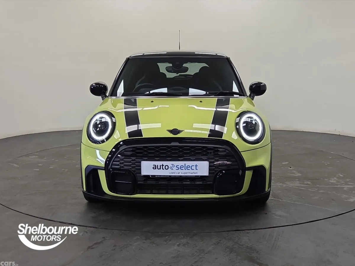 Mini Cooper Hatchback, Petrol, 2023, 