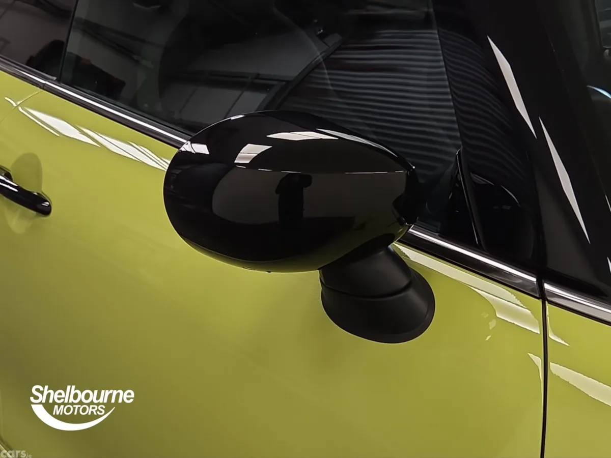 Mini Cooper Hatchback, Petrol, 2023, 