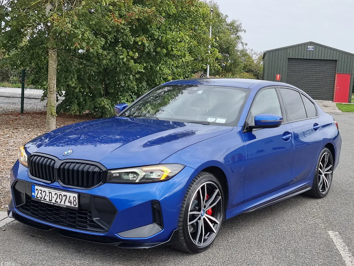 BMW 3-Series Saloon, Petrol Plug-in Hybrid, 2023, Blue