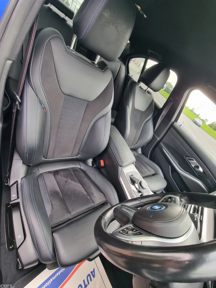 BMW 3-Series Saloon, Petrol Plug-in Hybrid, 2023, Blue