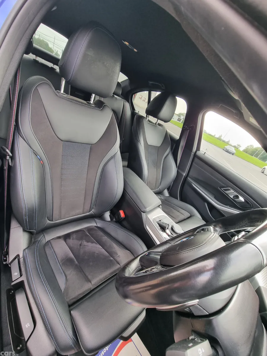 BMW 3-Series Saloon, Petrol Plug-in Hybrid, 2023, Blue