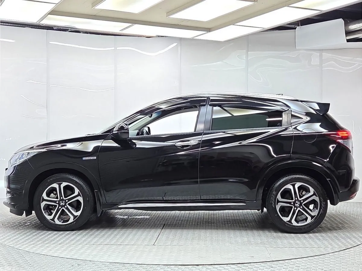 Honda Vezel SUV, Petrol Hybrid, 2018, Black