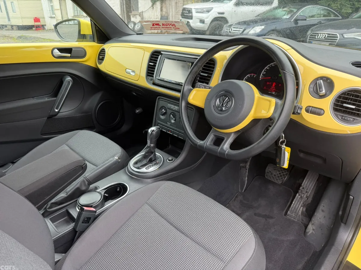 Volkswagen Beetle Coupe, Petrol, 2013, Orange