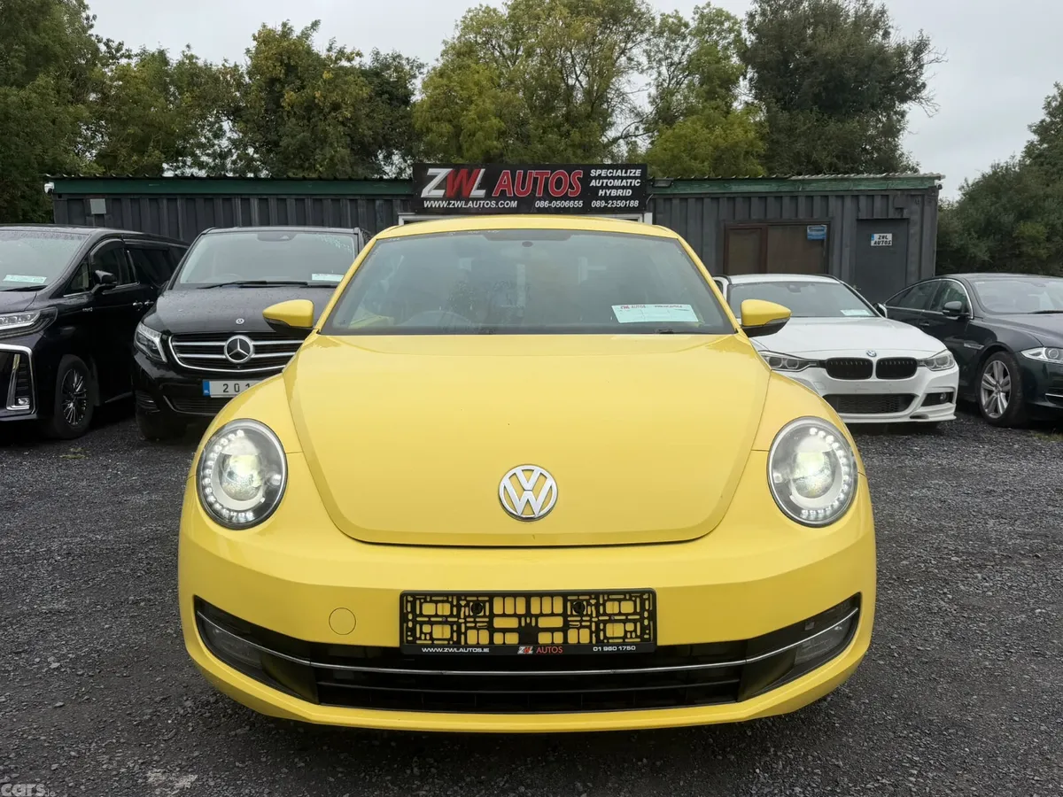 Volkswagen Beetle Coupe, Petrol, 2013, Orange