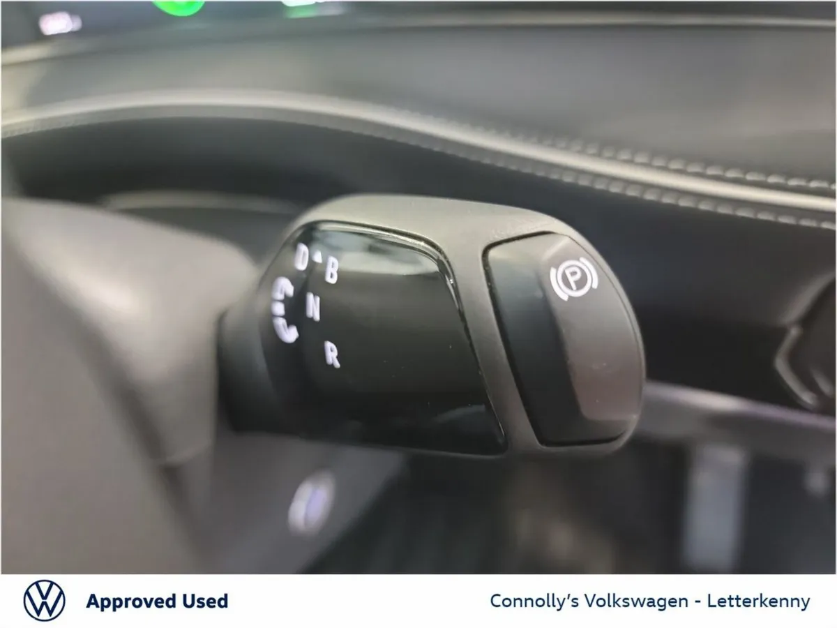 Volkswagen ID.7 Hatchback, Electric, 2025, Silver