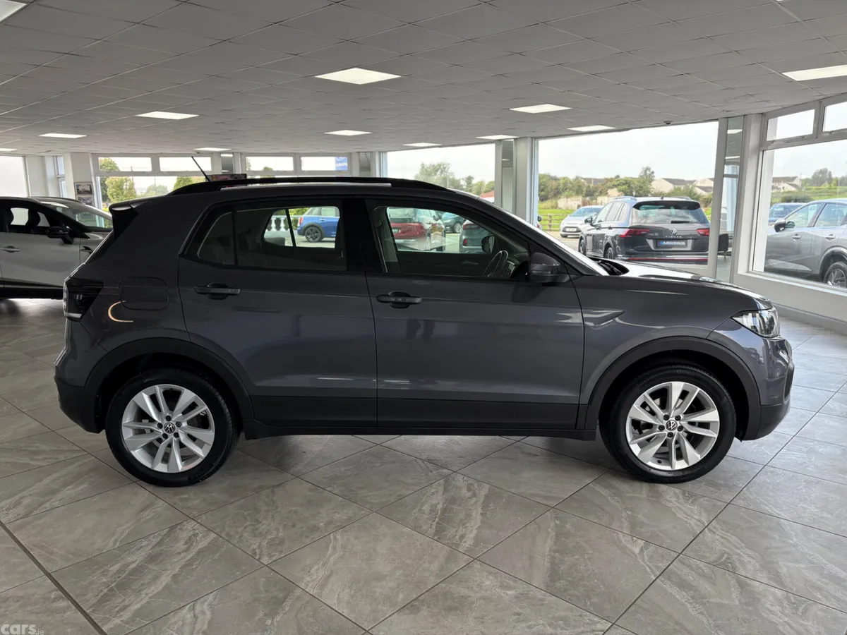 Volkswagen T-Cross SUV, Petrol, 2023, Grey
