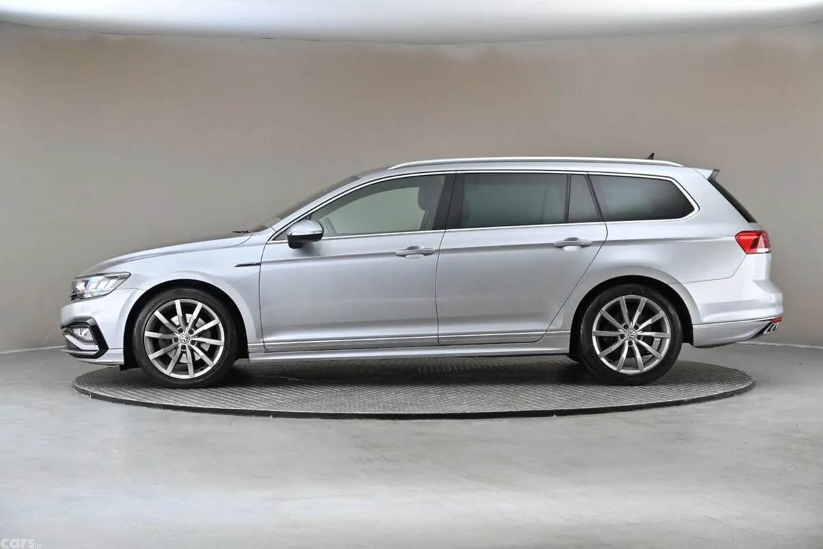Volkswagen Passat Estate, Diesel, 2020, Grey