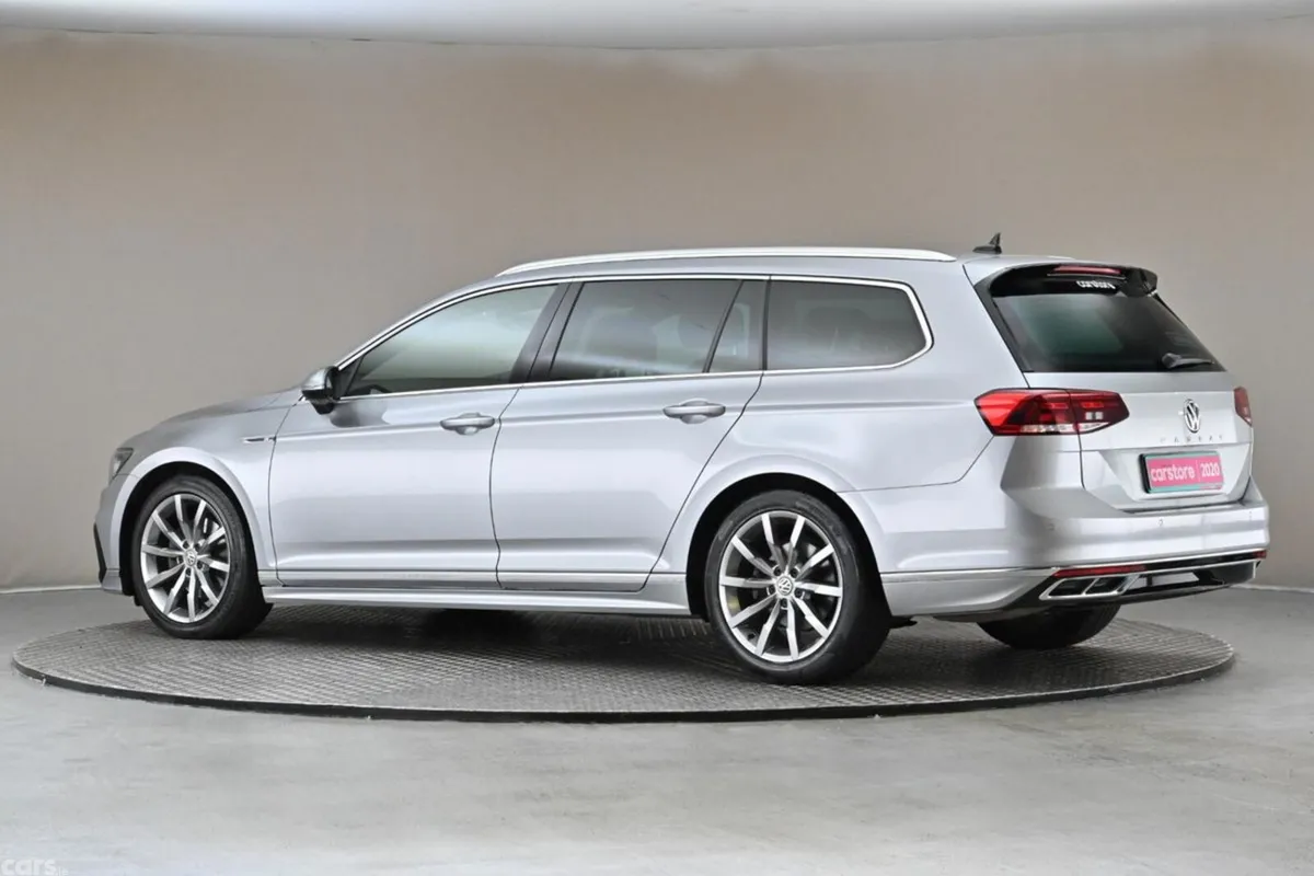 Volkswagen Passat Estate, Diesel, 2020, Grey