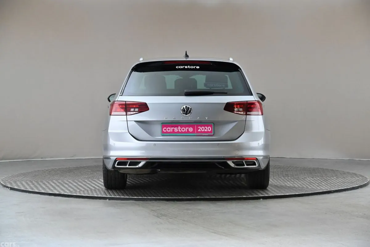 Volkswagen Passat Estate, Diesel, 2020, Grey