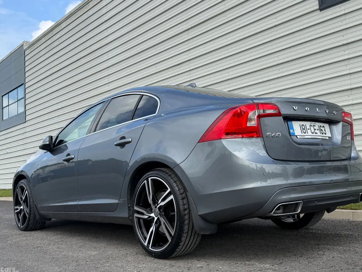 Volvo S60 Saloon, Diesel, 2018, Grey
