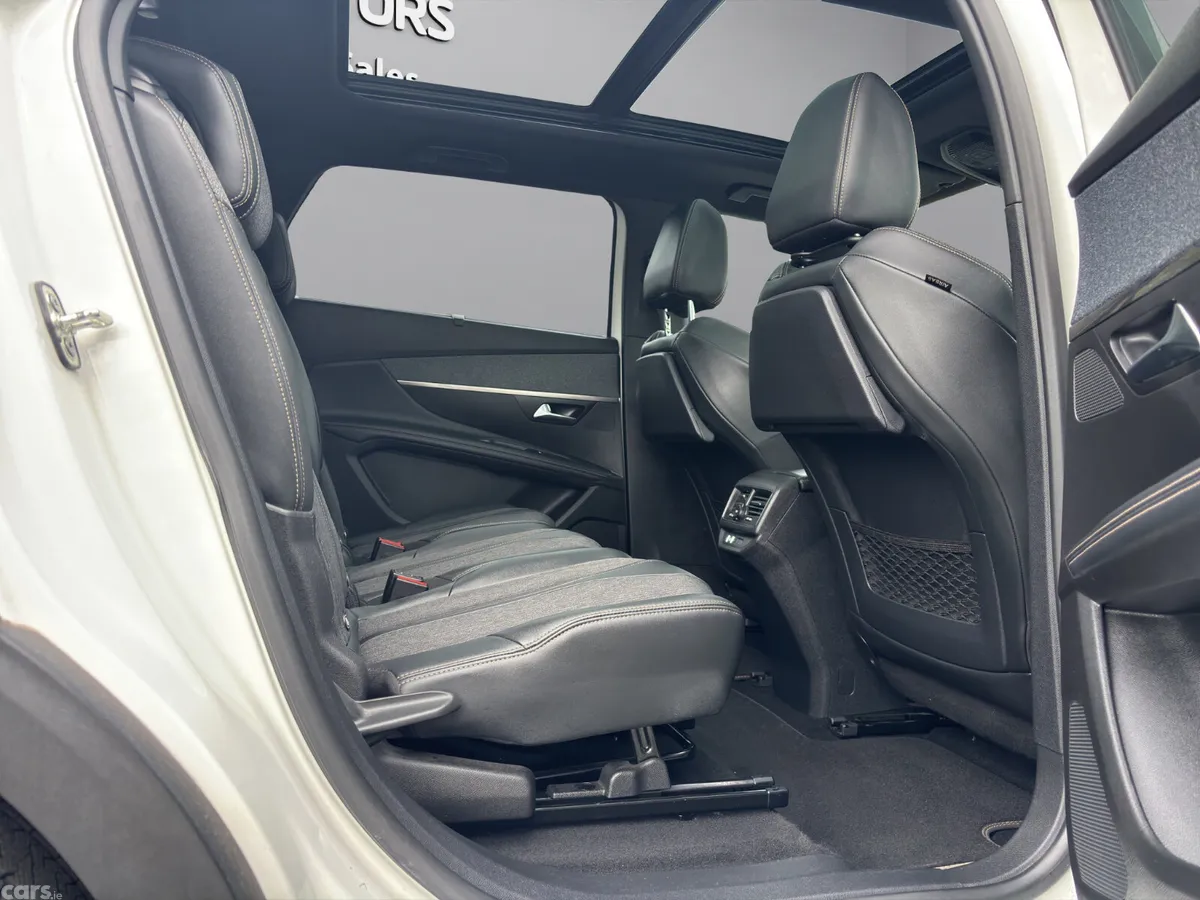 Peugeot 5008 SUV, Diesel, 2020, White