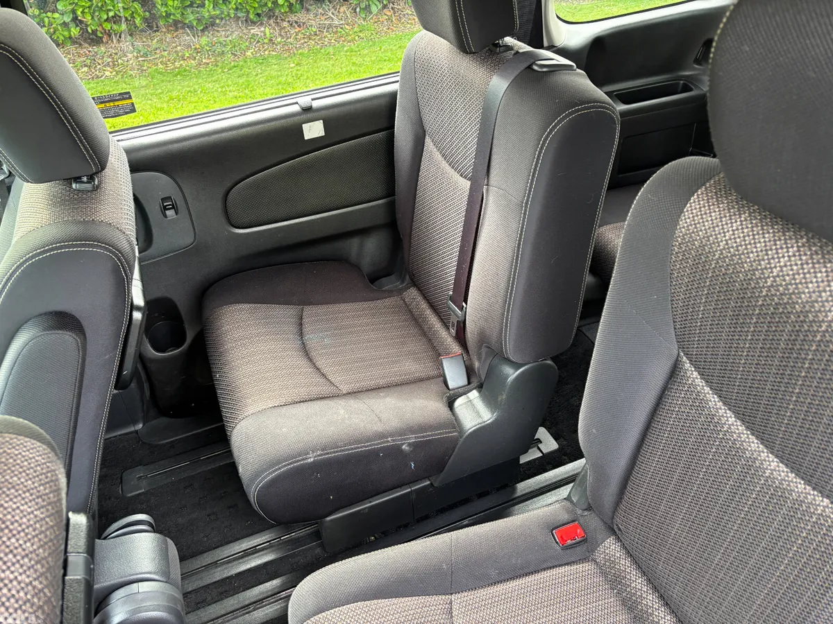 Nissan Serena MPV, Petrol Hybrid, 2015, Black