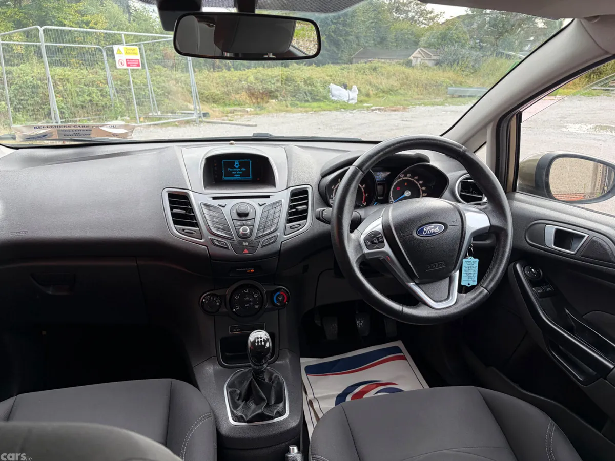 Ford Fiesta Hatchback, Petrol, 2014, Brown