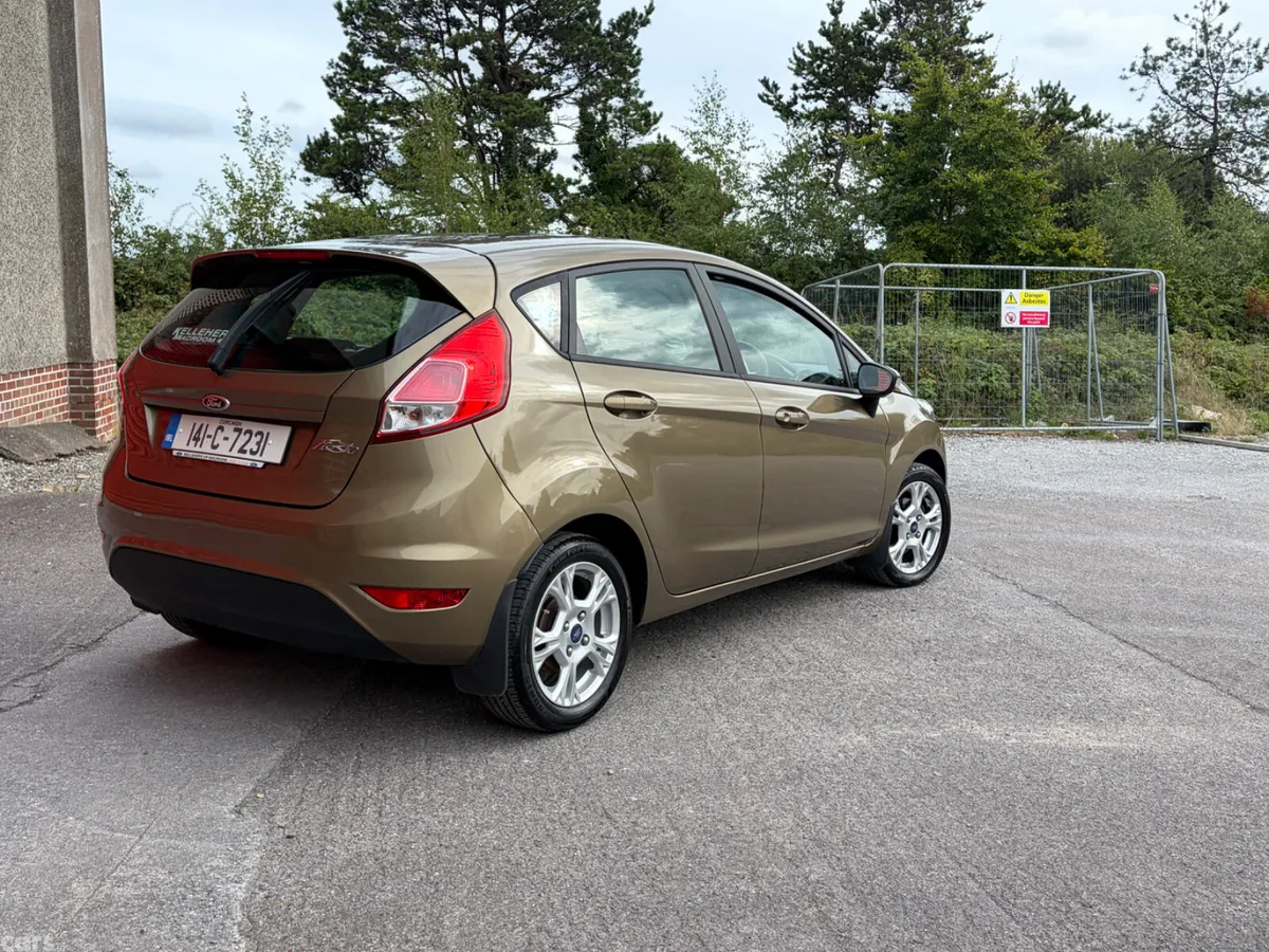 Ford Fiesta Hatchback, Petrol, 2014, Brown