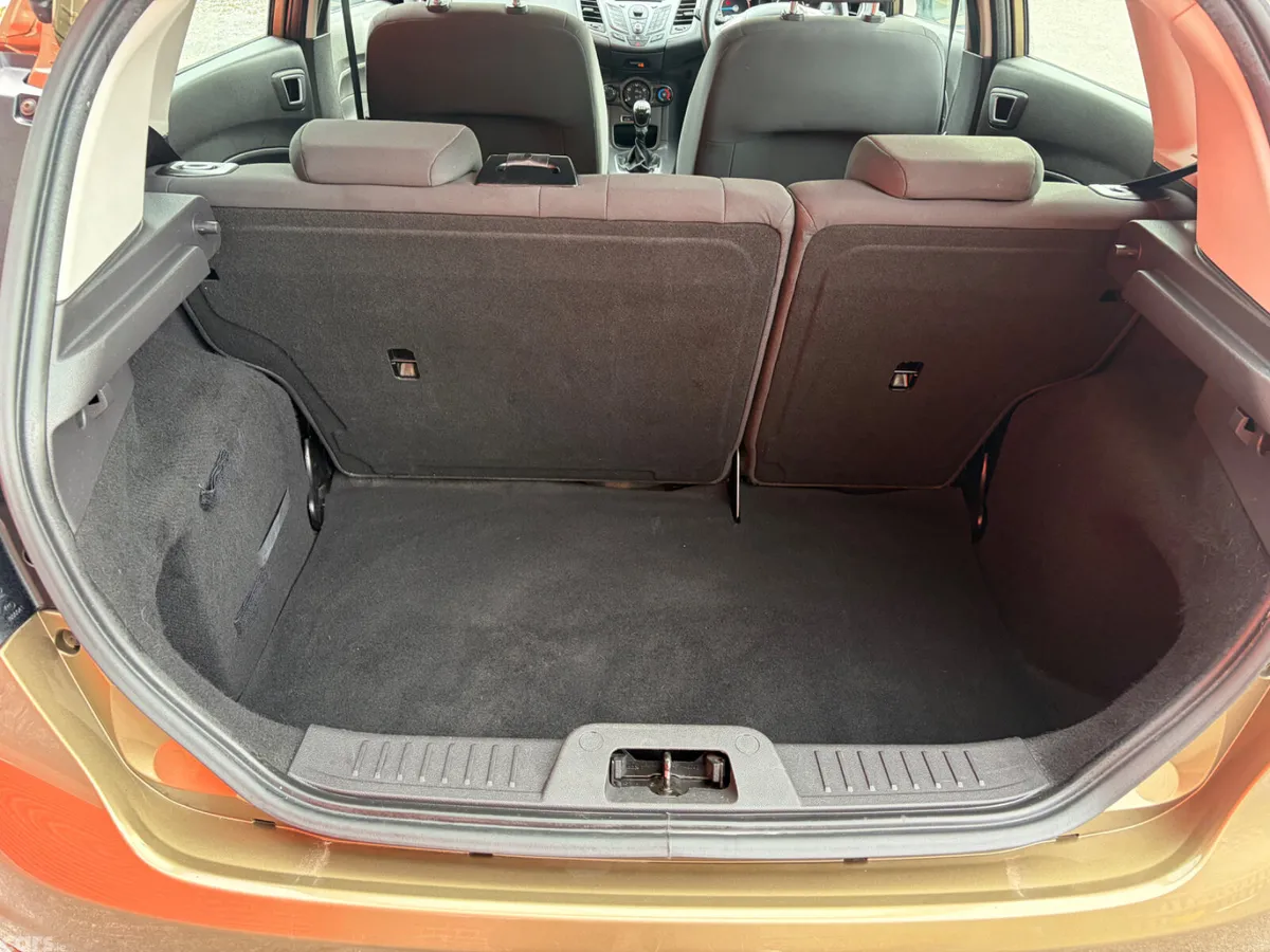 Ford Fiesta Hatchback, Petrol, 2014, Brown