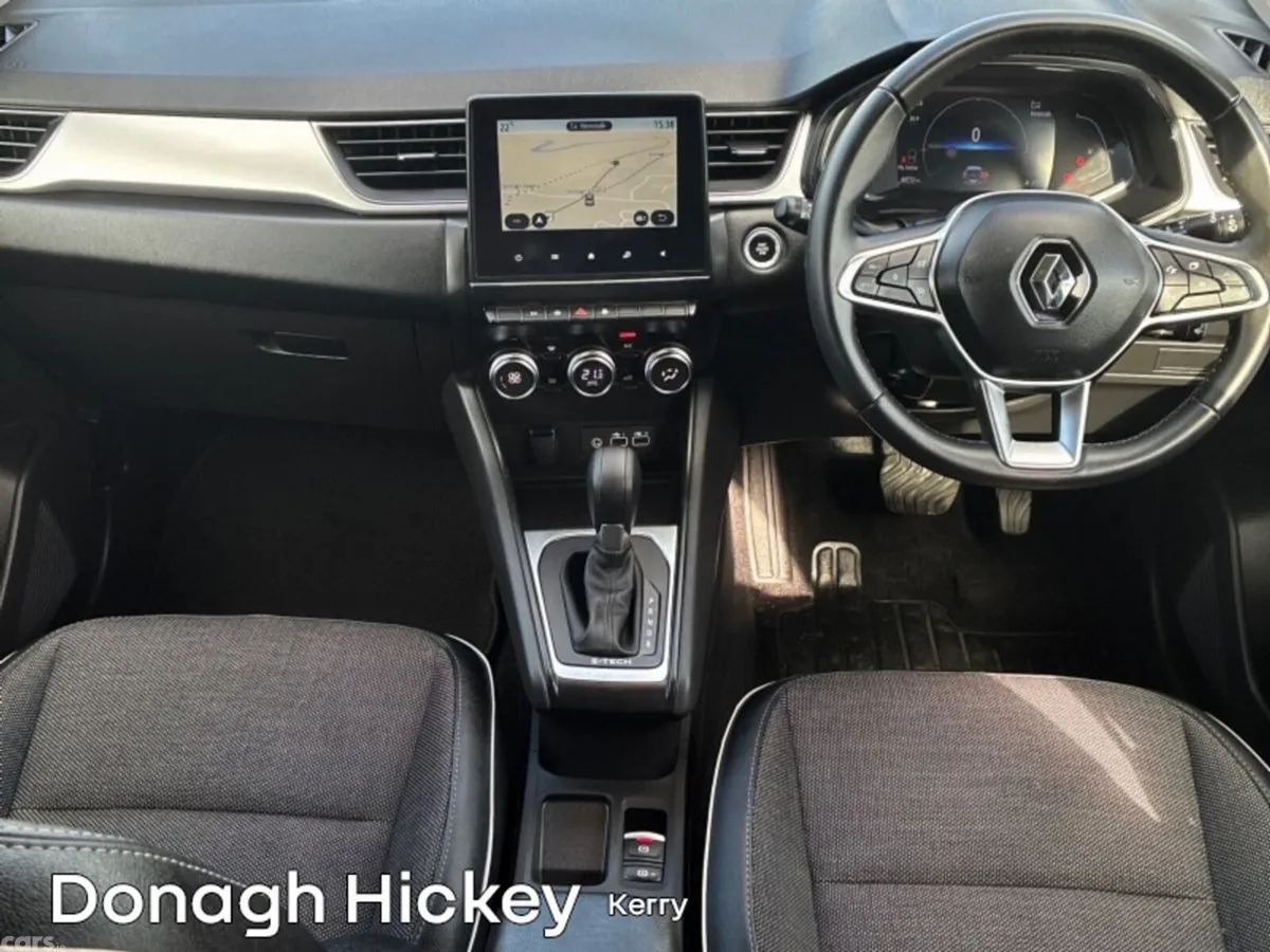 Renault Captur SUV, Petrol Hybrid, 2023, Blue