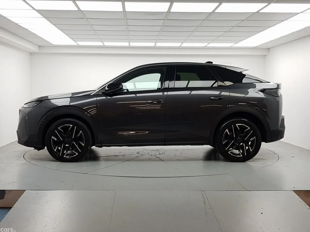 Peugeot 3008 MPV, Petrol Hybrid, 2024, Grey