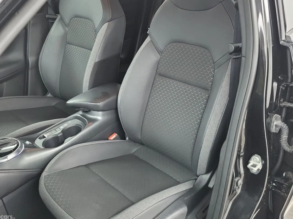 Nissan Juke SUV, Petrol Hybrid, 2026, Black