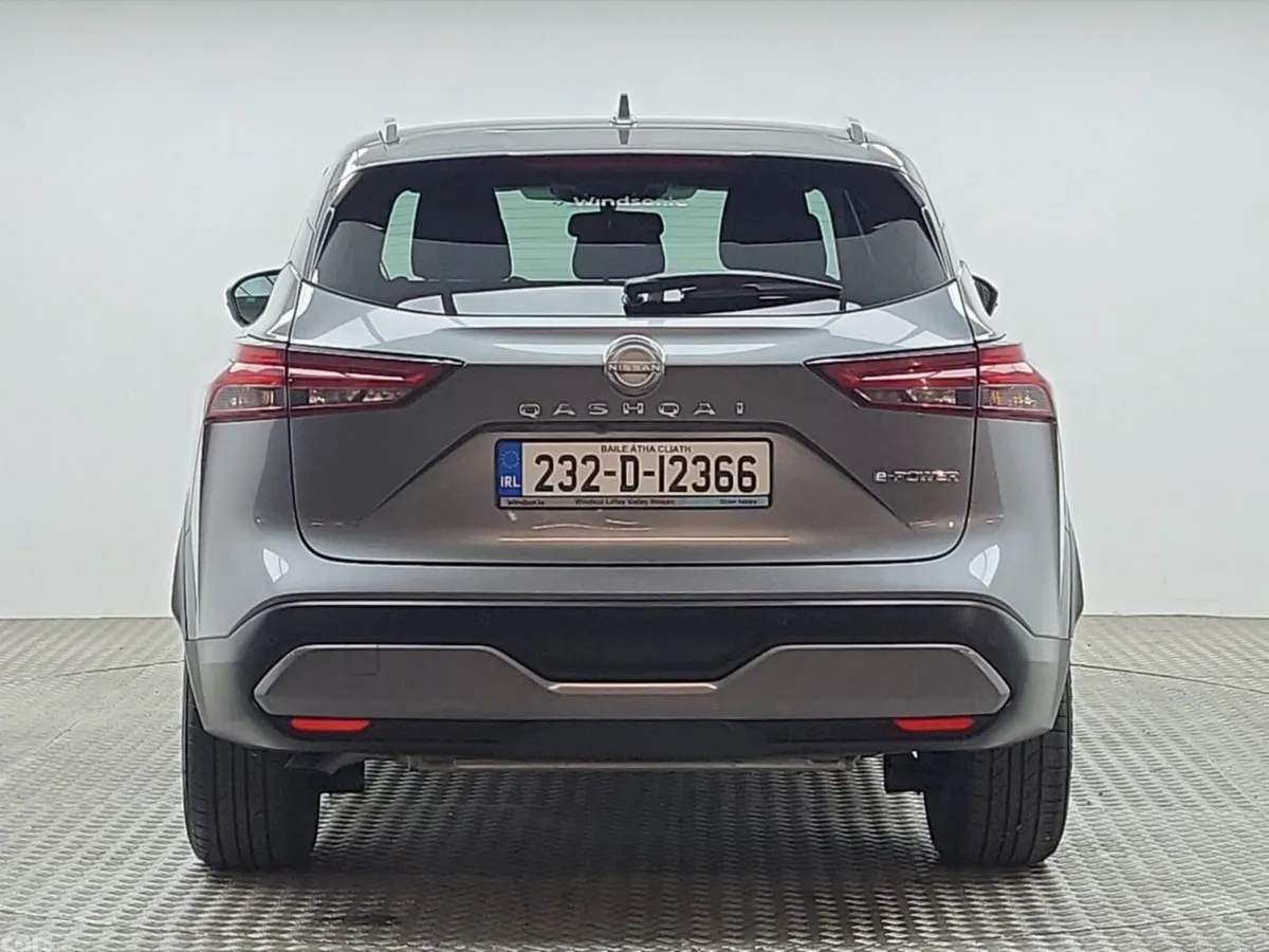 Nissan Qashqai MPV, Petrol Hybrid, 2023, Grey