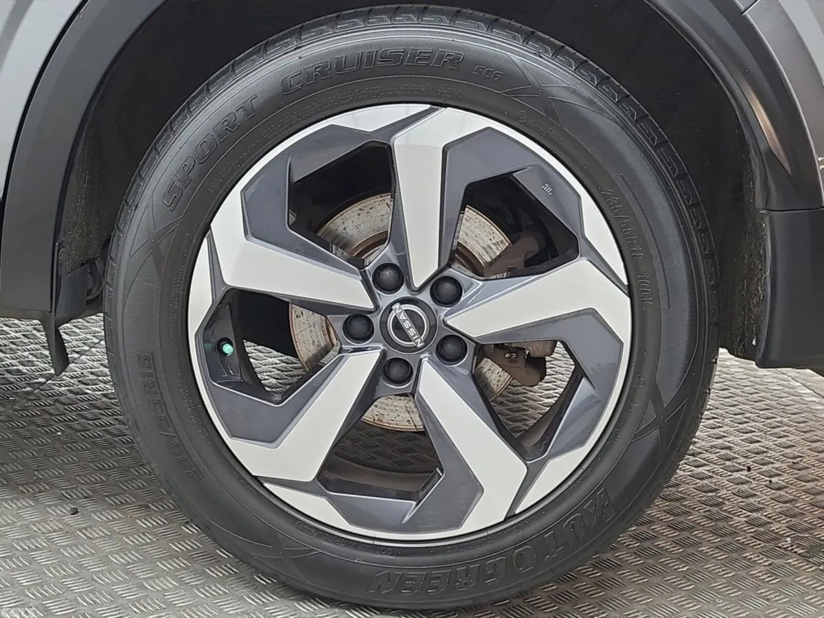 Nissan Qashqai MPV, Petrol Hybrid, 2023, Grey