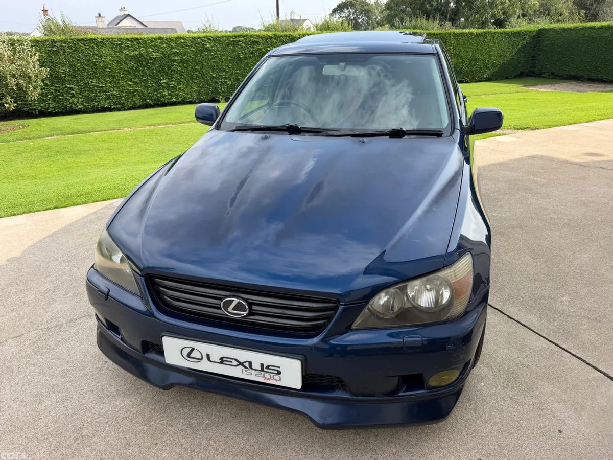 Lexus IS Saloon, Petrol, 2004, Blue