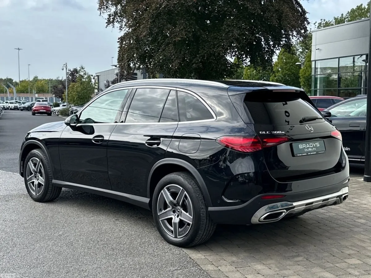 Mercedes-Benz GLC SUV, Petrol Plug-in Hybrid, 2023, Black