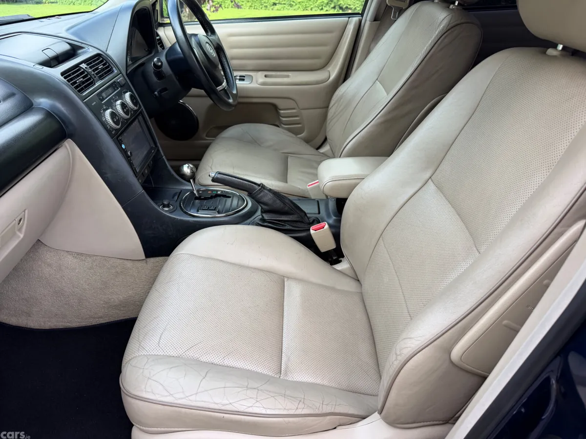 Lexus IS Saloon, Petrol, 2004, Blue