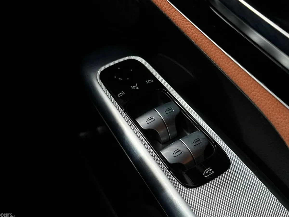 Mercedes-Benz GLC SUV, Petrol Plug-in Hybrid, 2023, Black