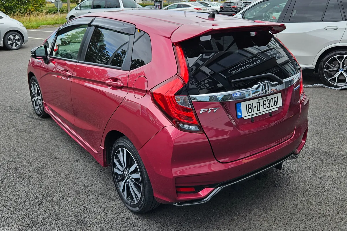 Honda Fit Hatchback, Petrol Hybrid, 2018, Red