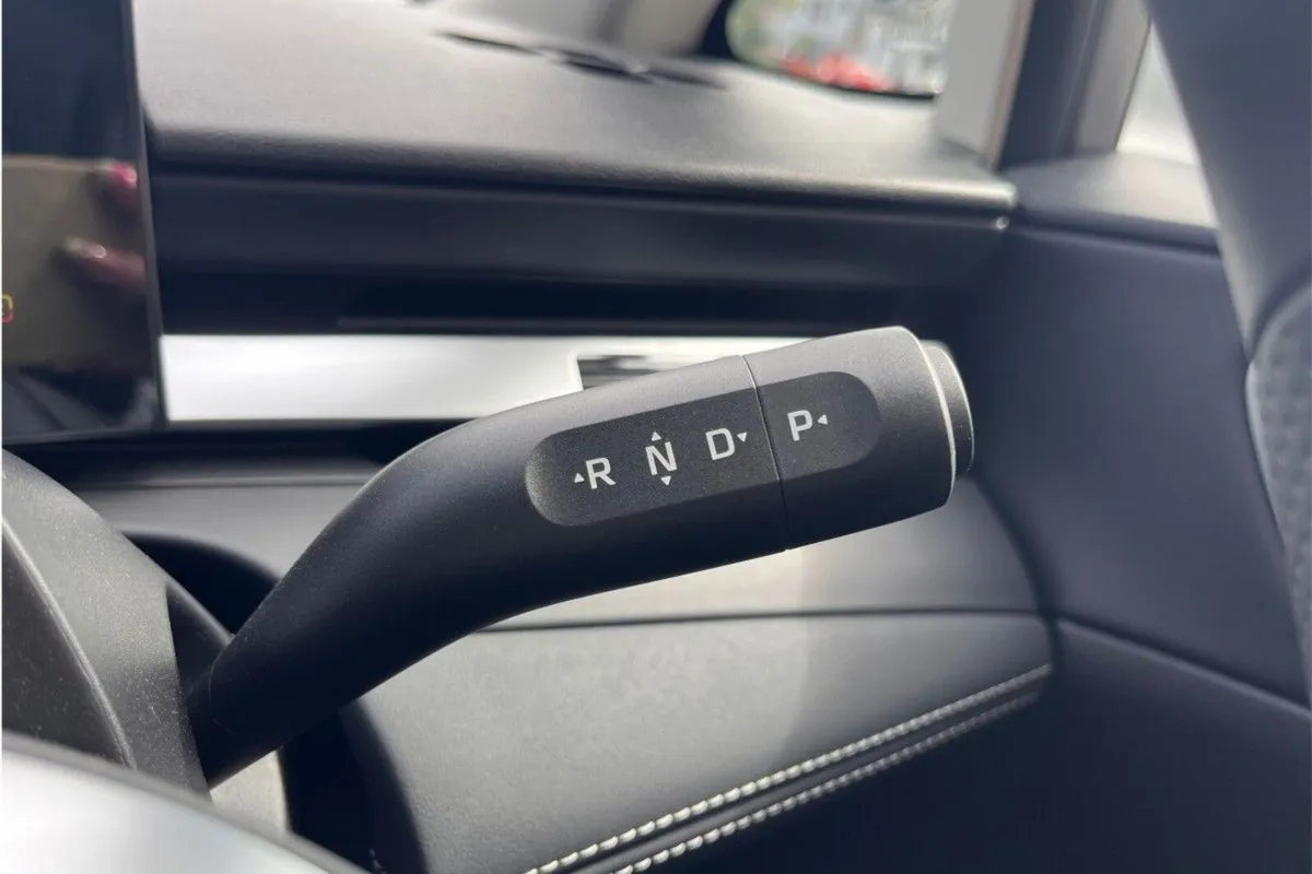 MG MG4 Hatchback, Electric, 2027, Grey