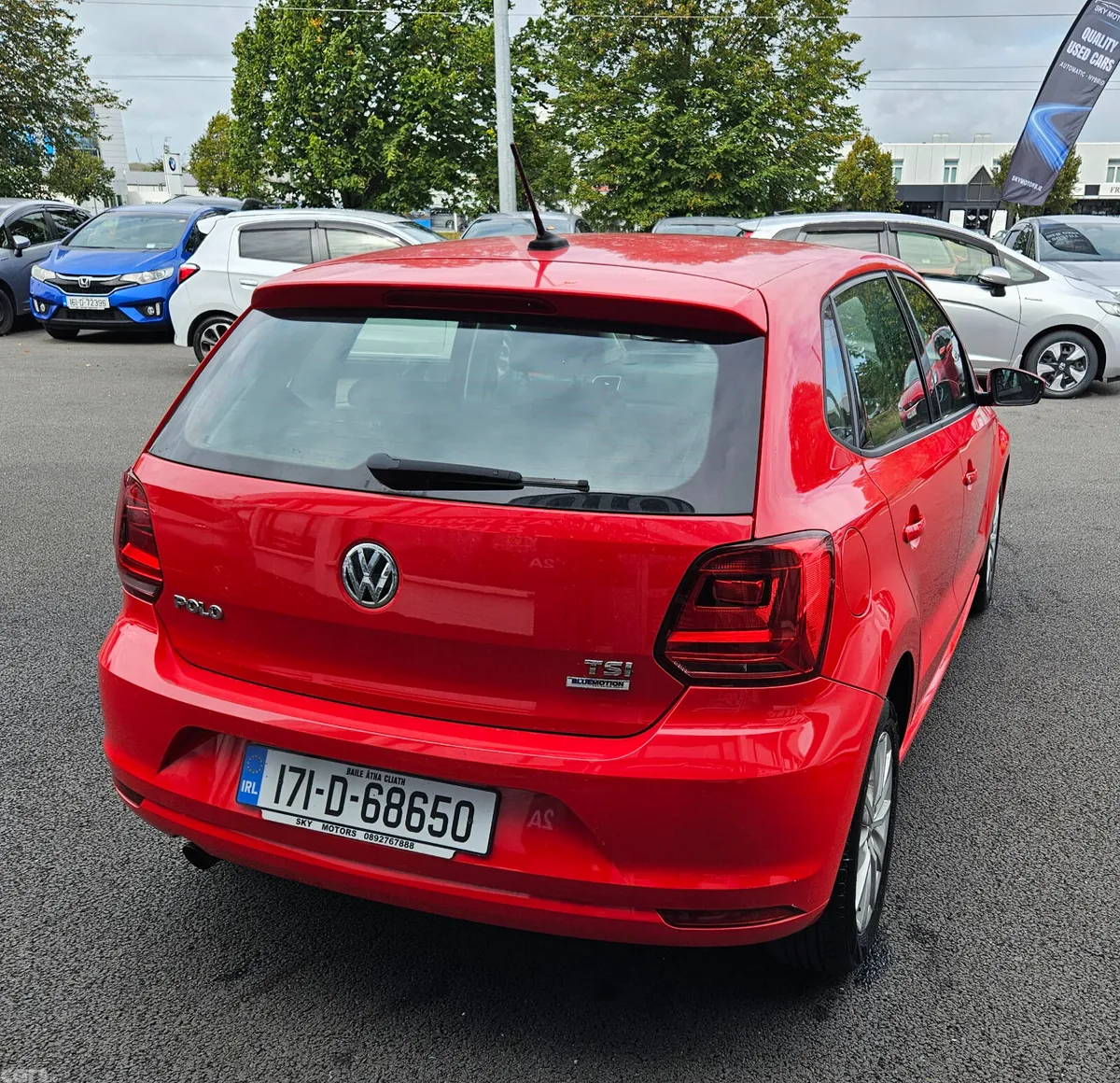 Volkswagen Polo Hatchback, Petrol, 2017, Red