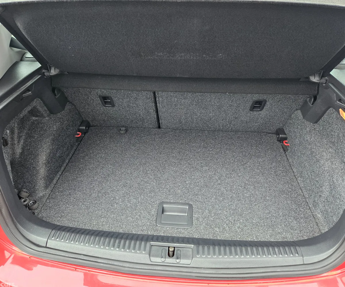 Volkswagen Polo Hatchback, Petrol, 2017, Red