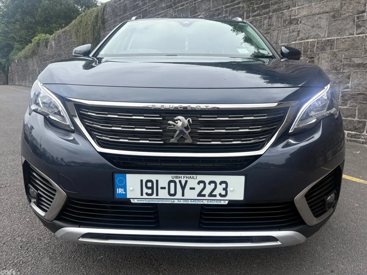 Peugeot 5008 MPV, Diesel, 2019, Blue