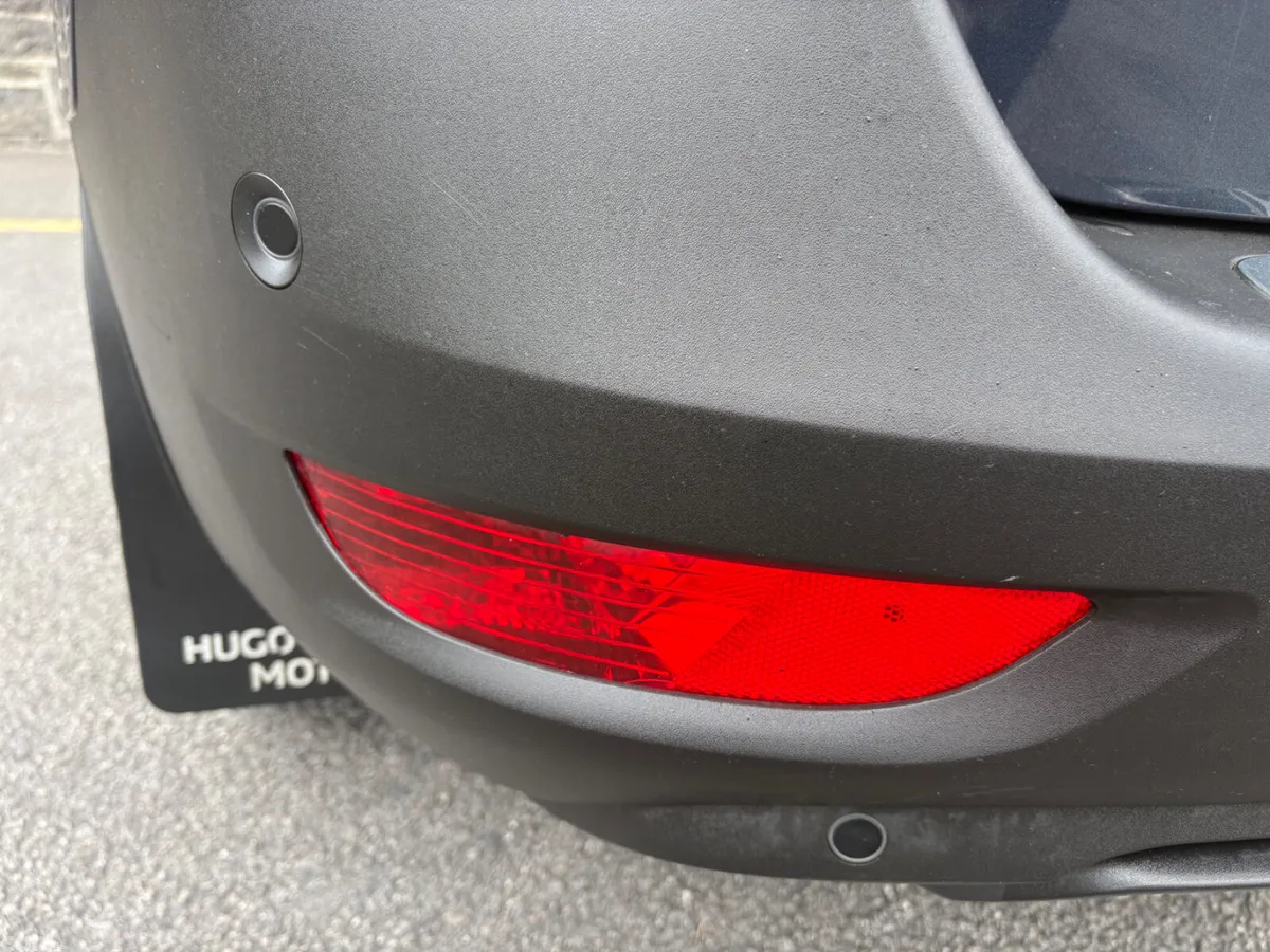 Peugeot 5008 MPV, Diesel, 2019, Blue