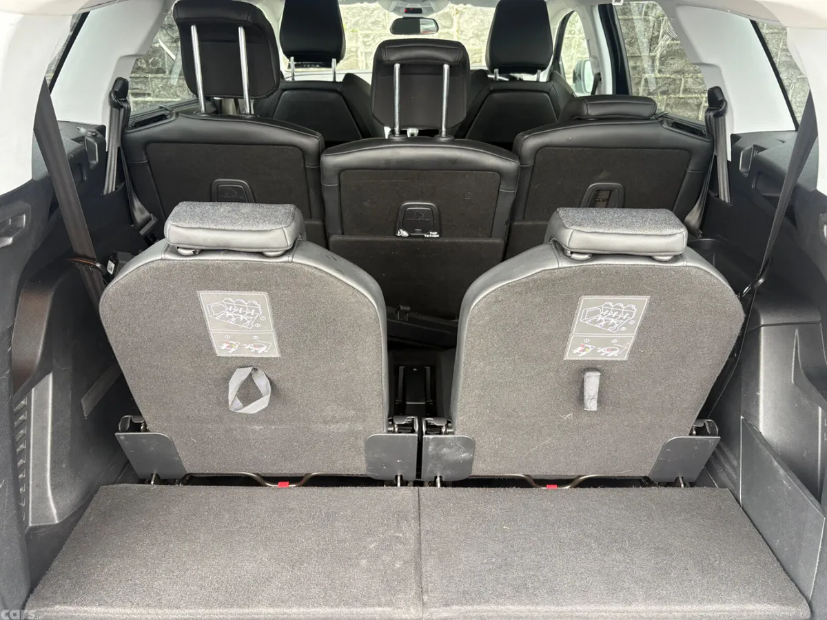 Peugeot 5008 MPV, Diesel, 2019, Blue