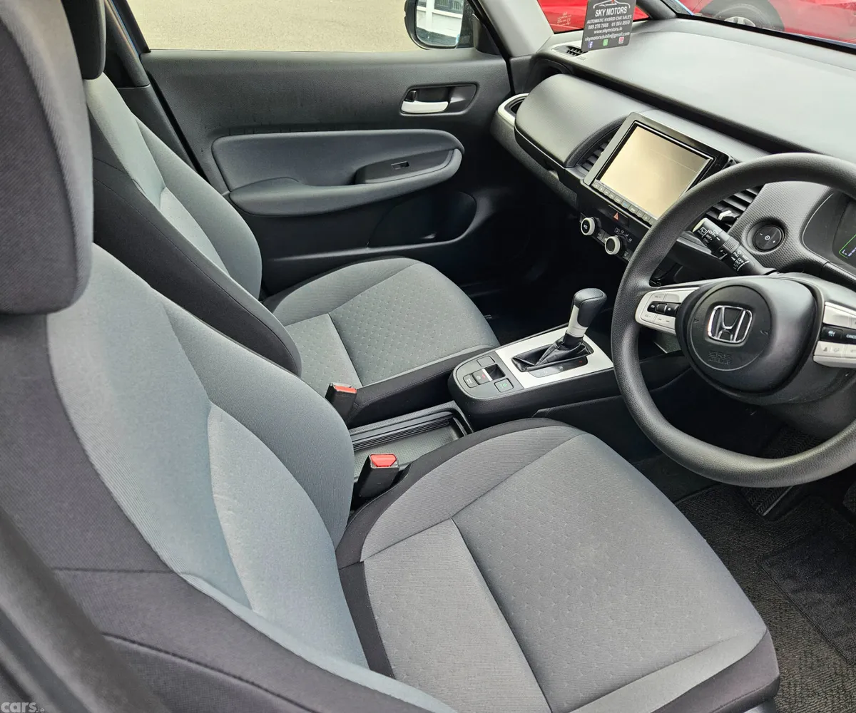 Honda Fit Hatchback, Petrol Hybrid, 2020, Blue