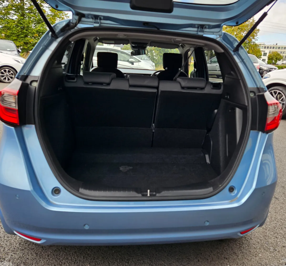Honda Fit Hatchback, Petrol Hybrid, 2020, Blue
