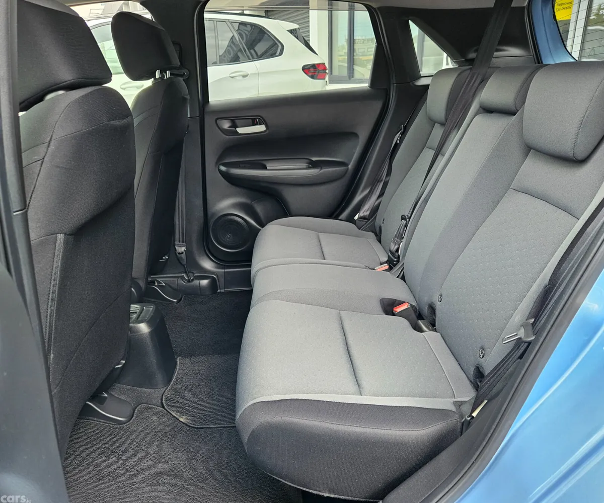 Honda Fit Hatchback, Petrol Hybrid, 2020, Blue