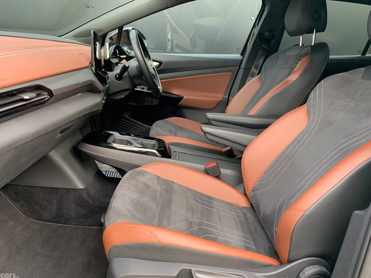 Volkswagen ID.4 Estate, Electric, 2023, Black