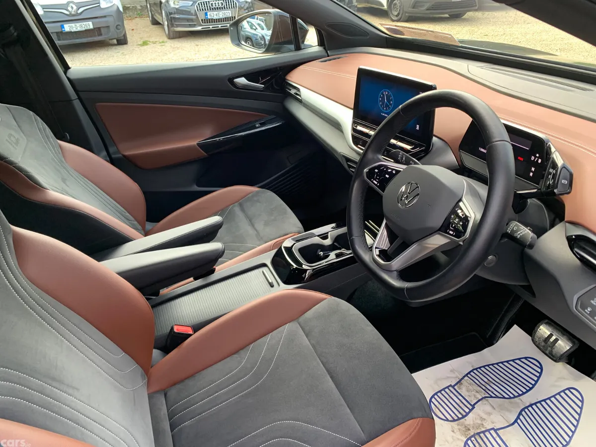 Volkswagen ID.4 Estate, Electric, 2023, Black