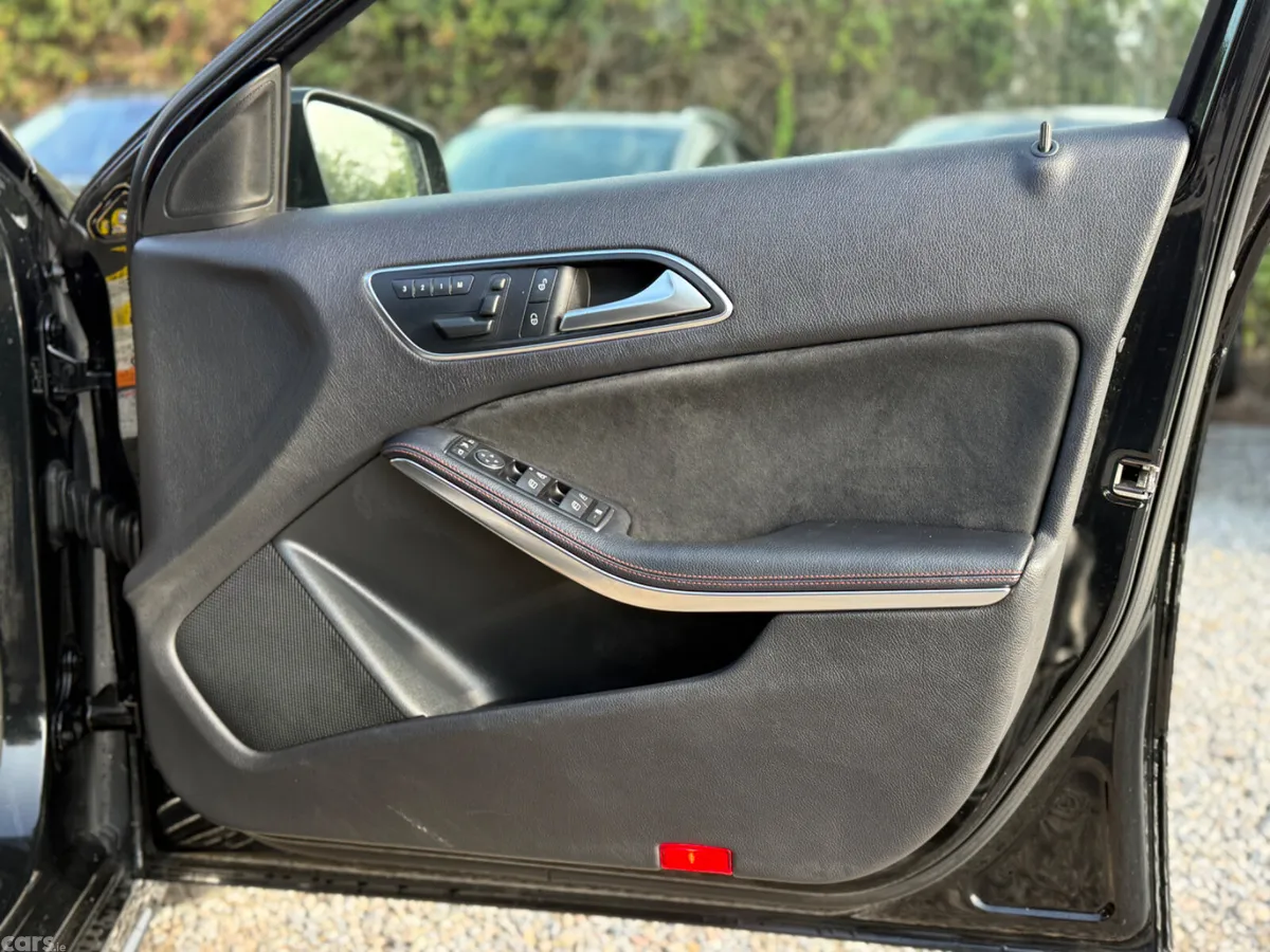Mercedes-Benz A-Class Hatchback, Petrol, 2013, Black