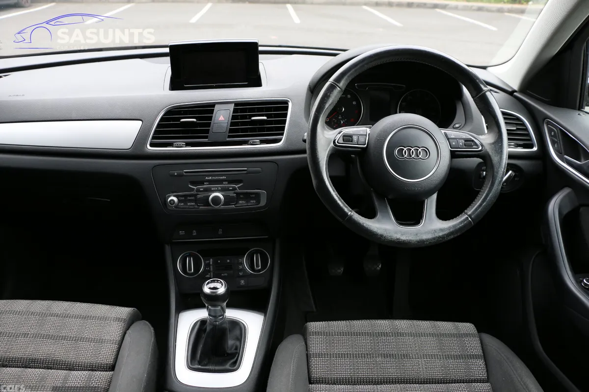 Audi Q3 SUV, Petrol, 2015, Black